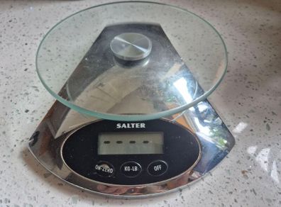 Salter electric weighing scales