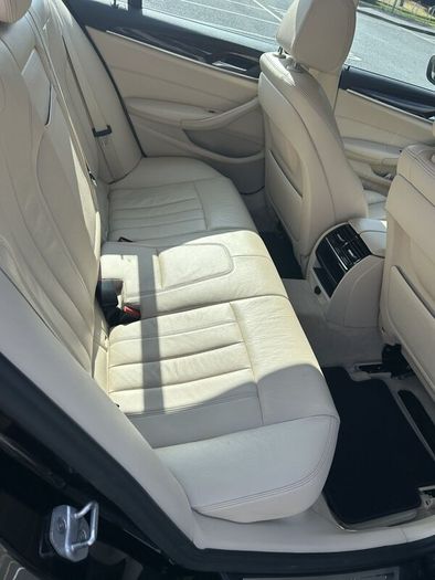BMW 5-Series 2017 // Cream Leather // Very Low Kms