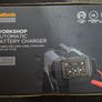 battery charger Image 2