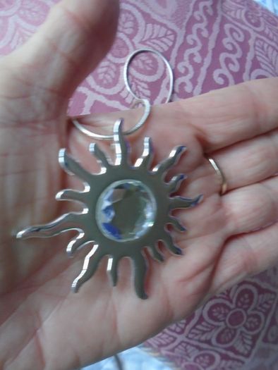 Necklace, Jewellery, Sunburst necklace.