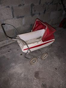 Vintage Doll's Pram - VG Condition