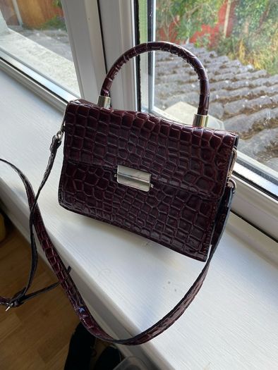 Next ladies burgundy mock crock handbag
