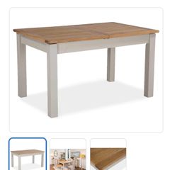 Extendable Oak Table