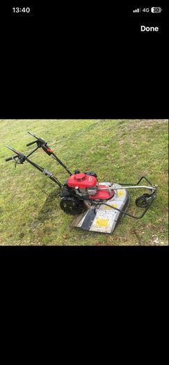 HONDA Lawnmower/weed cutter - UM616