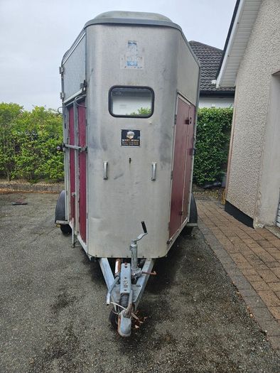 Ifor Williams 505 Horsebox for Sale in Co Meath