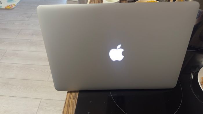 Macbook Pro 2013 16gb ram i7