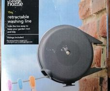 Retractable clothes line