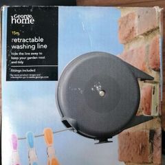 Retractable clothes line