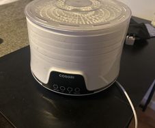Food dehydrator