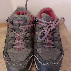 BERG hiking shoes - size IE 3 / EU 36