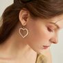 Women's earrings, pearl gold hearts Image 2