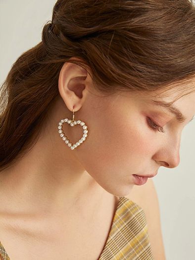 Women's earrings, pearl gold hearts