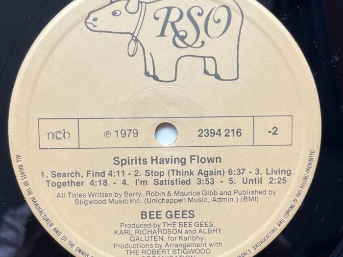 LP Bee Gees, in good condition. (volume 2) The price is on the list.