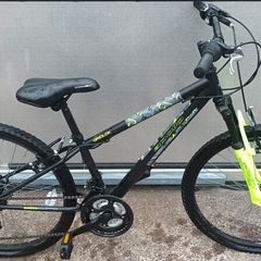 Apollo Gridlok 24"wheel junior mountain bike