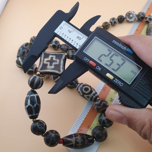 Rare Antique Burmese Pumtek Pyu Petrified Wood Beads Necklace