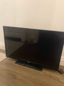 28inch TV and Remote