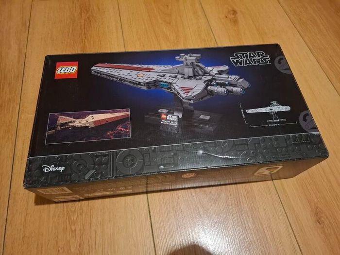LEGO Star Wars 75441 Venator-Class Attack Cruiser