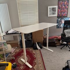 IKEA BEKANT electric sit/stand desk
