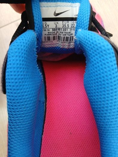Nike 270