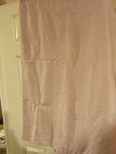 Curtains (light pink)