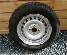 13inch 4x100 trailer wheel and new tyre