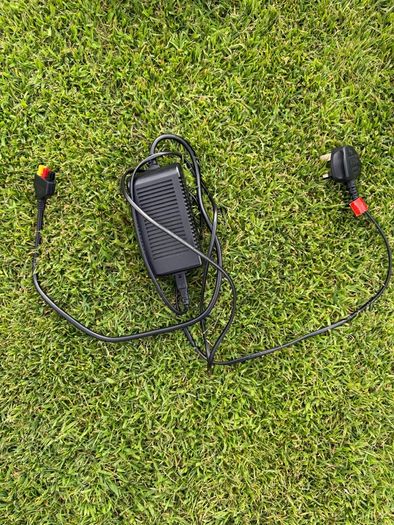 Powacaddy FW7s Electric Golf Trolley