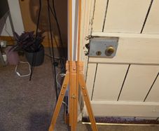 Easel