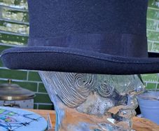 Top Hat