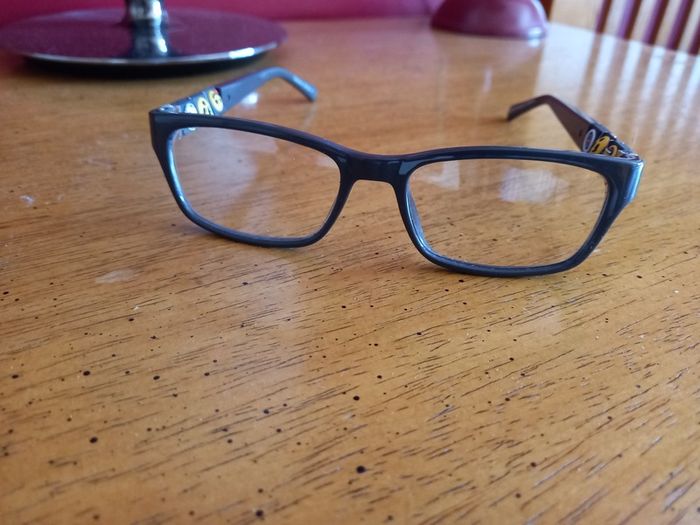 Children minions pair of glasses