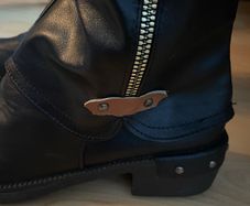 boots in very good condition