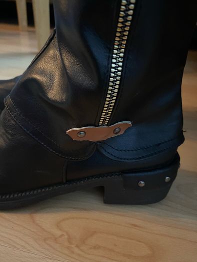 boots in very good condition