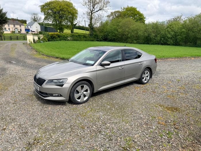 2016 Skoda Superb 2.0 TDI STYLE Automatic