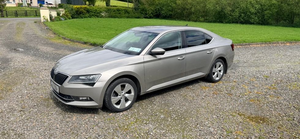 2016 Skoda Superb 2.0 TDI STYLE Automatic