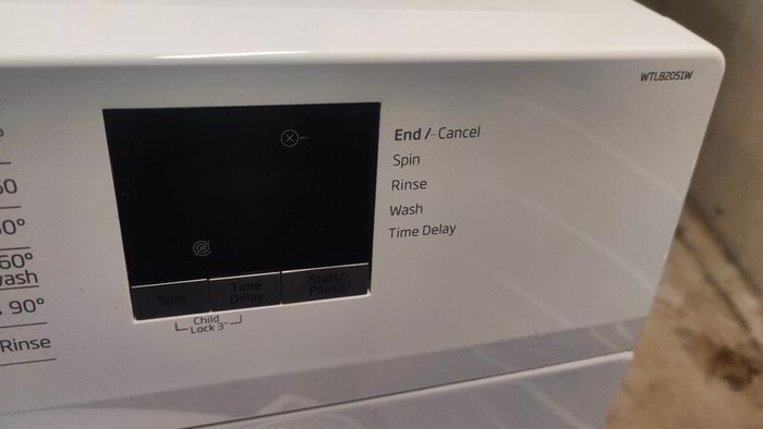 Beko washing machine 8kg 1200rpm like New