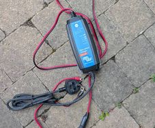 Victron blue smart charger 12v 5a