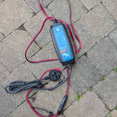 Victron blue smart charger 12v 5a
