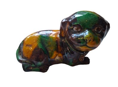 Chinese Antique 'egg and spinach'-glazed biscuit porcelain figure of a Dog Kangxi