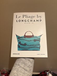 Le Pliage by Longchamp book