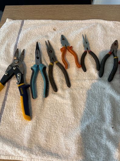 Pliers