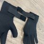 wetsuit gloves Image 3