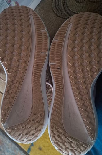 Ladies Nike Winflo 09