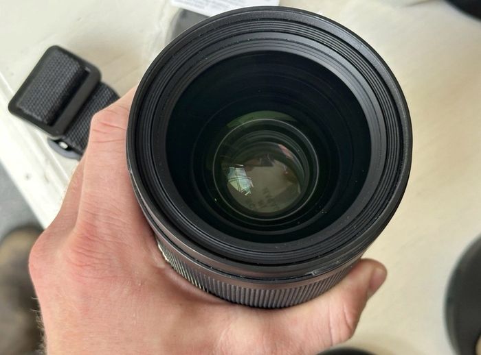 Sigma Art 40mm Fl.4 DG HSM Canon EF Mount Cine Lens - Black