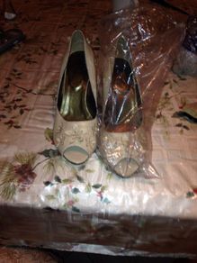 Wedged shoes