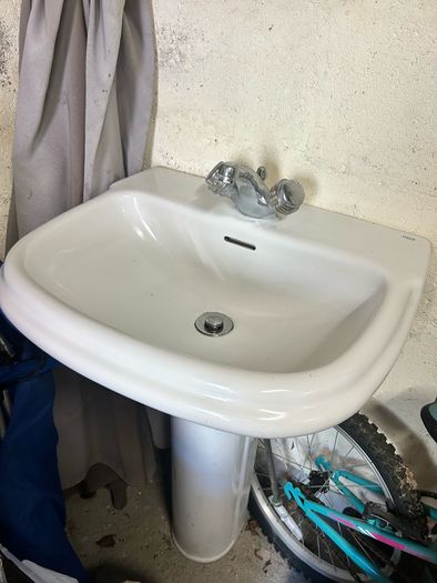 roca sink