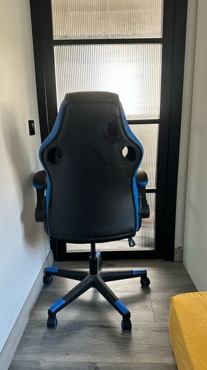 Gaming chair