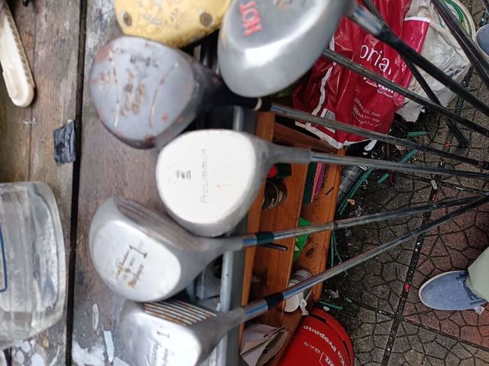 golf clubs