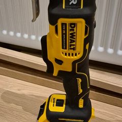 DeWalt