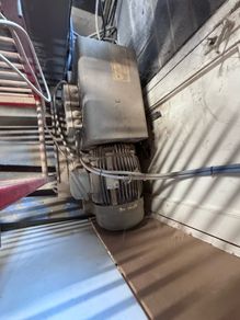 table saw & dust extractor