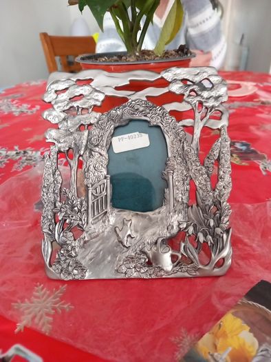 vintage Seagull  Canada Pewter photo frame 1993