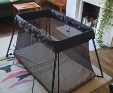 BabyBjorn travel cot light